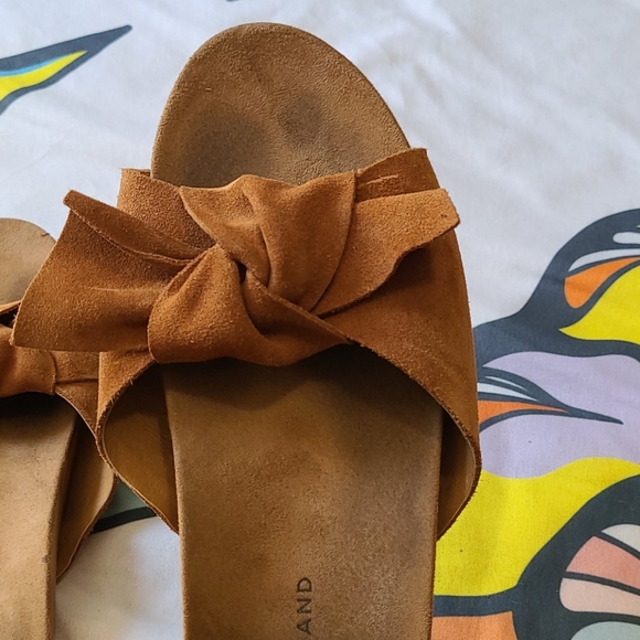 Lucky Brand Suade Sandals - Picture 3 of 5